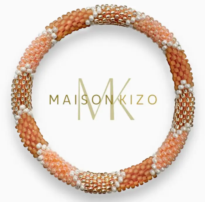 Maison Kizo Nepal armbånd af glasperler, #08 koral og hvid