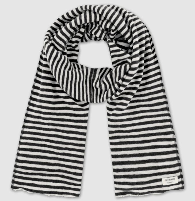 By Basics 1024 aflangt tørklæde i merinould - vælg farve