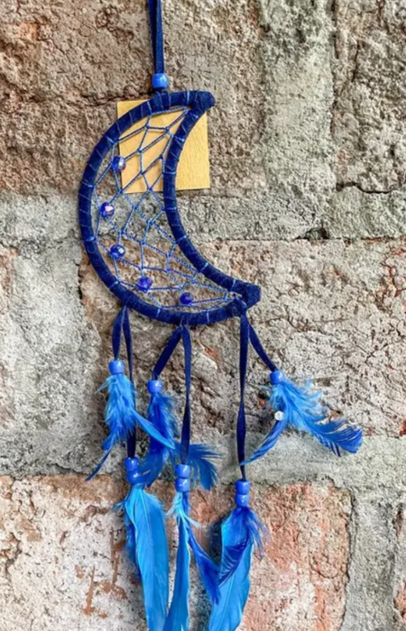 Drømmefanger Måne med ruskind og perler, flere farver