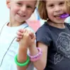 Chewigem bidesmykke armbånd Tread til børn - vælg farve
