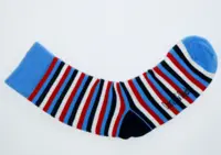 Doris & Dude strømper i bambus/øko bomuld, røde og blå striber